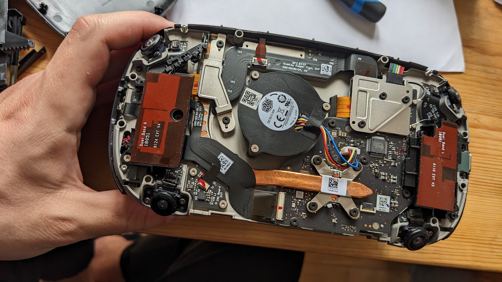 Démontage d'un casque de VR